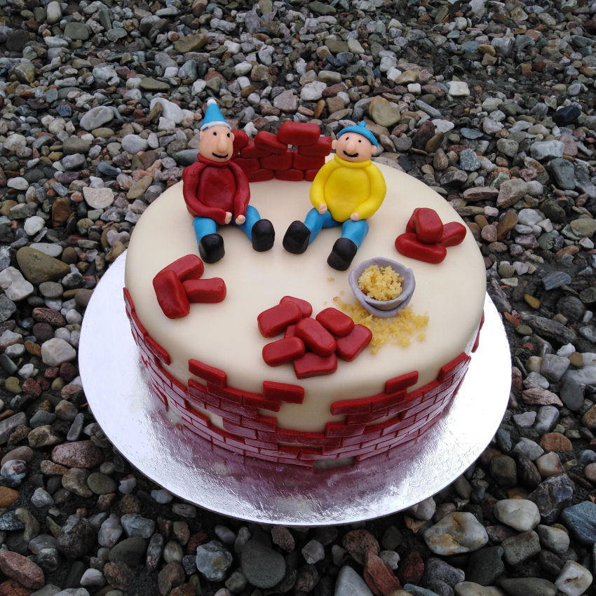 Pat a Mat - piškot, pudinkový krém, máslový krém, marcipán
