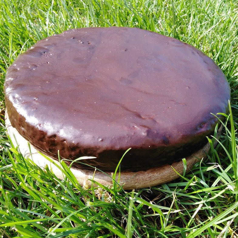 Sacher
