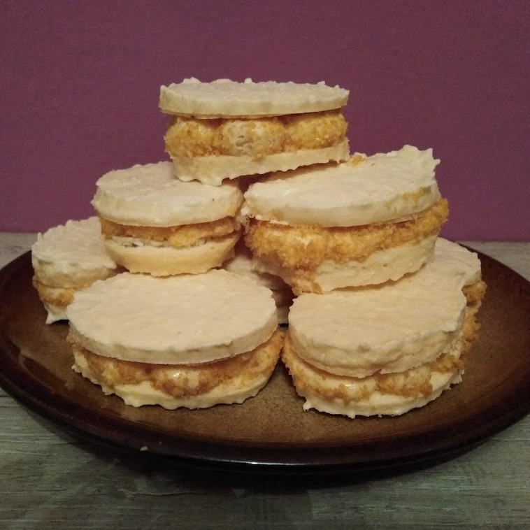 Laskonky s mandlovým griliášem